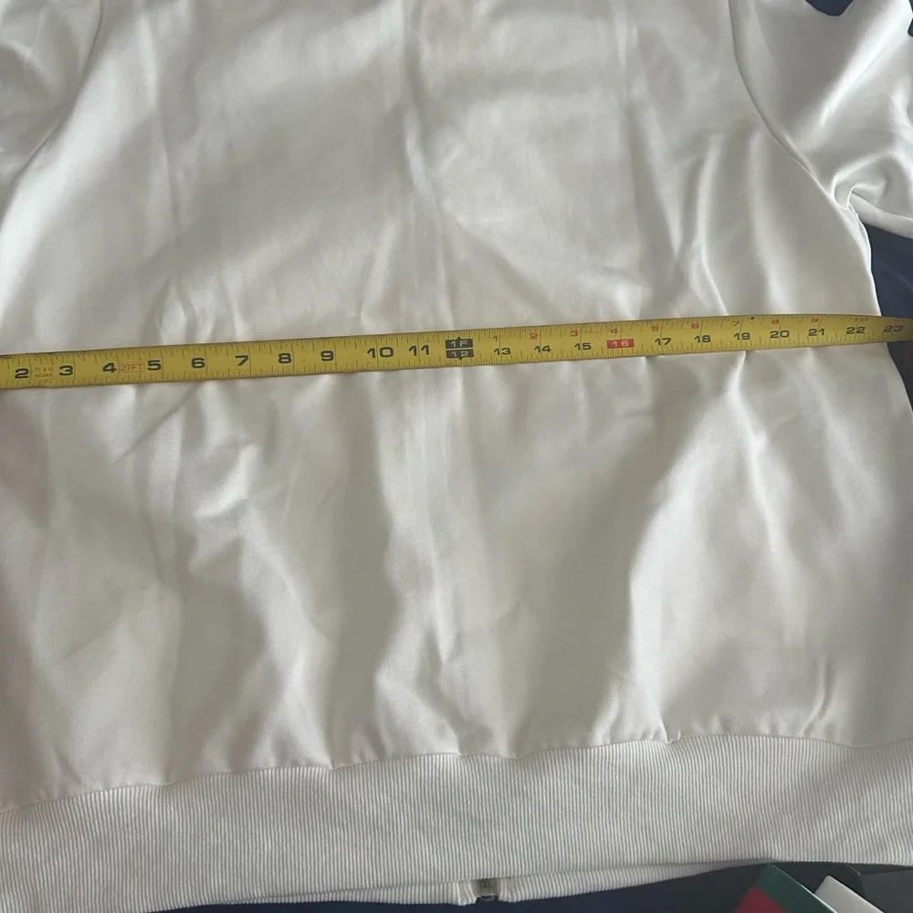 Sweatsuit - Picture 7 of 8